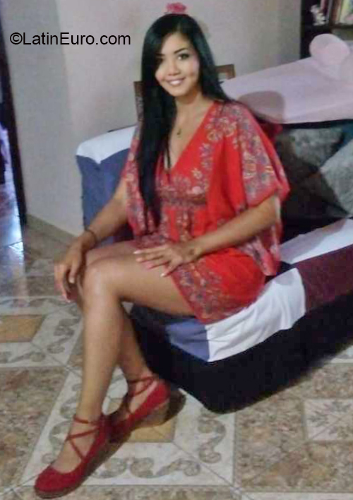 Date this young Colombia girl Mayte from Pereira CO30301