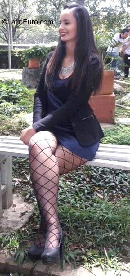 Date this beautiful Colombia girl Valentina from Medellin CO26781