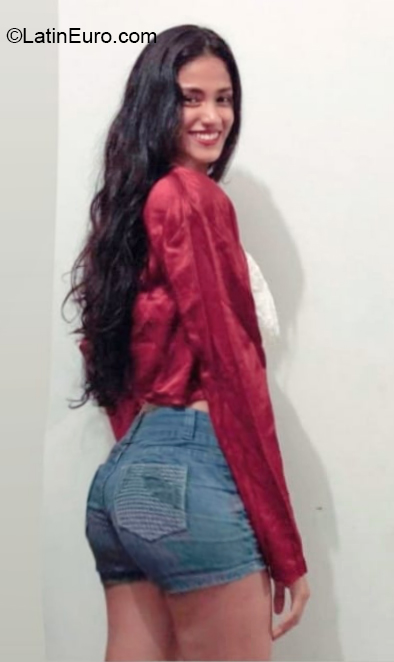 Date this charming Peru girl Tatiana from Lima PE1497
