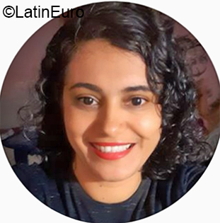 Date this happy Brazil girl Dione from Quixada BR11049