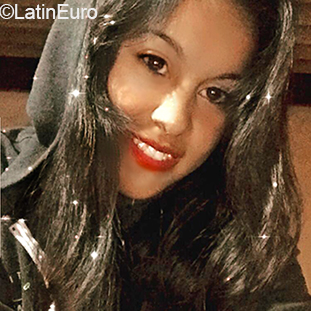 Date this sultry Argentina girl Dai from Buenos Aires AR335