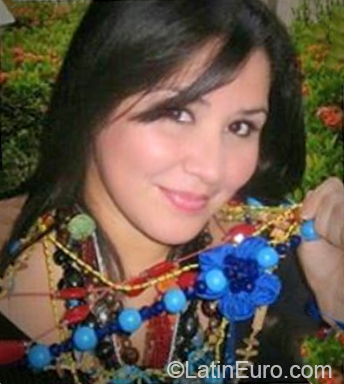 Date this gorgeous Colombia girl Maria Carolina from Medellin CO26829