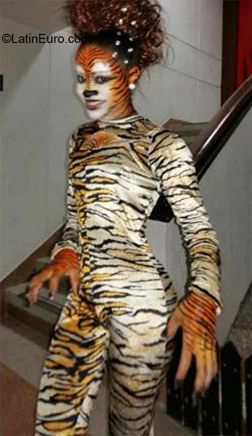 Date this nice looking Colombia girl Johanna from Cucuta CO26832