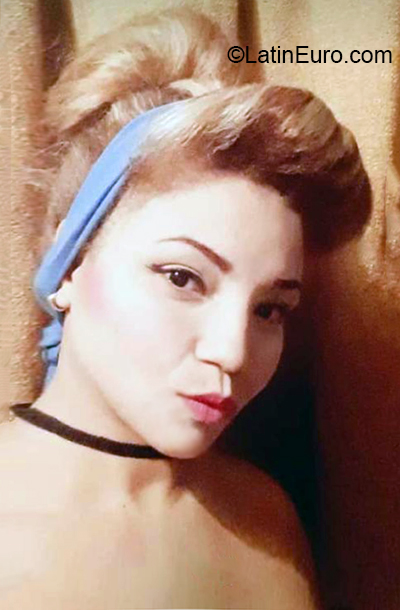 Date this happy Venezuela girl Franyelis from Caracas VE3011