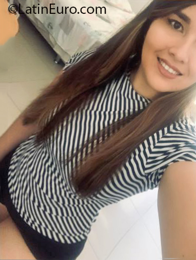 Date this georgeous Bhutan girl Lopez from hajnjdtun BO62