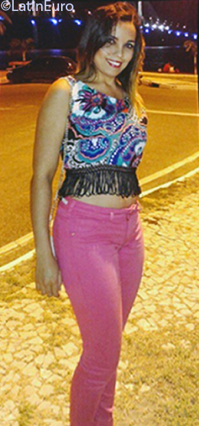 Date this hot Brazil girl Larissa from Belo Horizonte BR11371