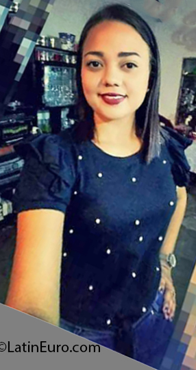 Date this delightful Colombia girl Sari from Barranquilla CO27077