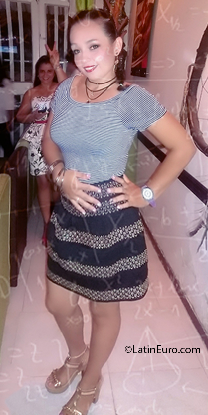 Date this beautiful Colombia girl Melissa from San Jose del Guaviare CO27097