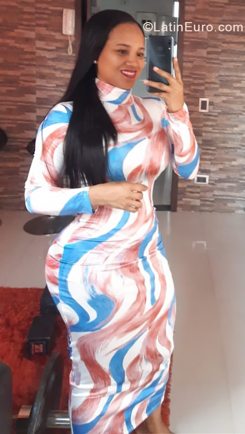 Date this fun Colombia girl Yicith from Cali CO27144