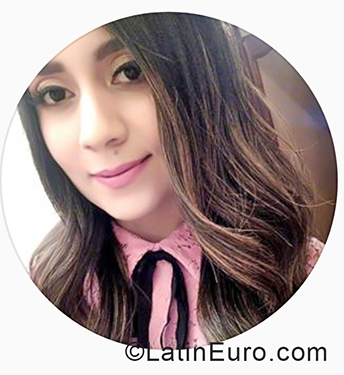 Date this nice looking Ecuador girl Lissett from Guayaquil EC470