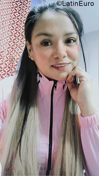 Date this hard body Peru girl Johanna from Lima PE1544