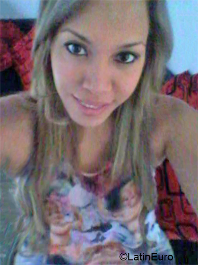 Date this hot Colombia girl Greysi from Barranquilla CO27202