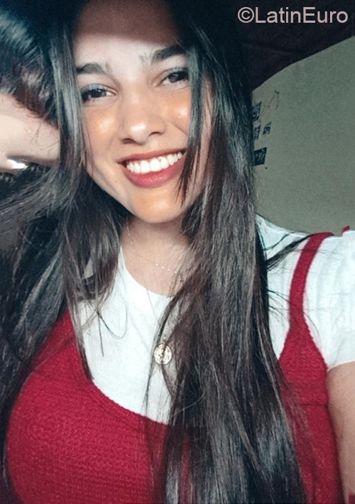 Date this athletic Argentina girl Emma from Obera AR392