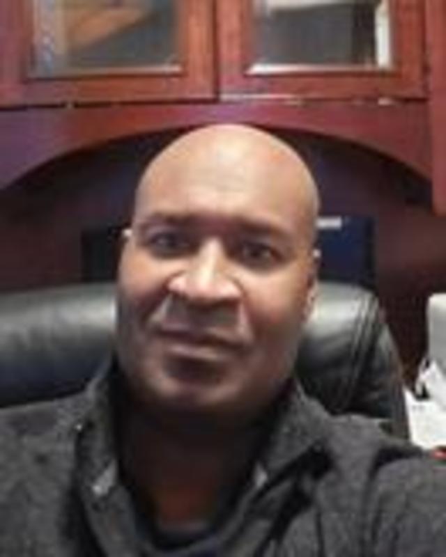 Date this fun Canada man Anthony from London CA835