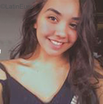 Date this voluptuous Brazil girl Maia from Teresina BR11136