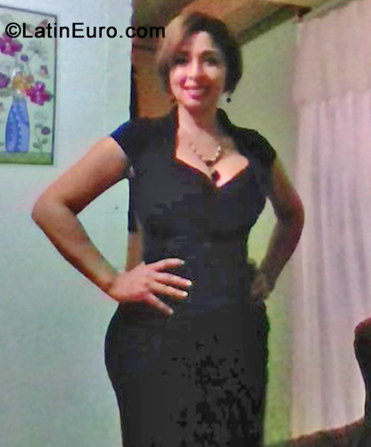 Date this fun El Salvador girl Paz from San Salvador SV114