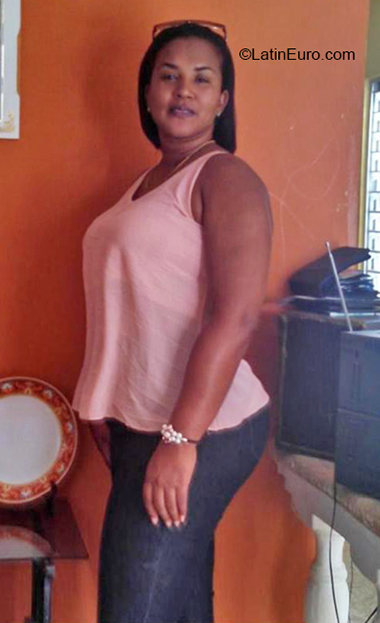 Date this passionate Dominican Republic girl Juana from Santiago DO38169
