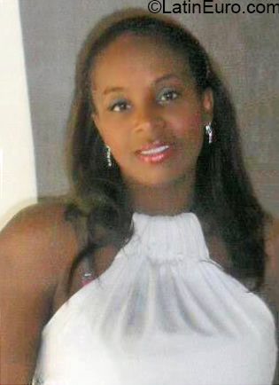 Date this lovely Colombia girl Luz from Medellin CO27520