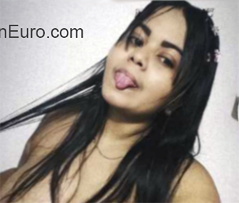 Date this pretty Colombia girl Loraine from Barranquilla CO27534