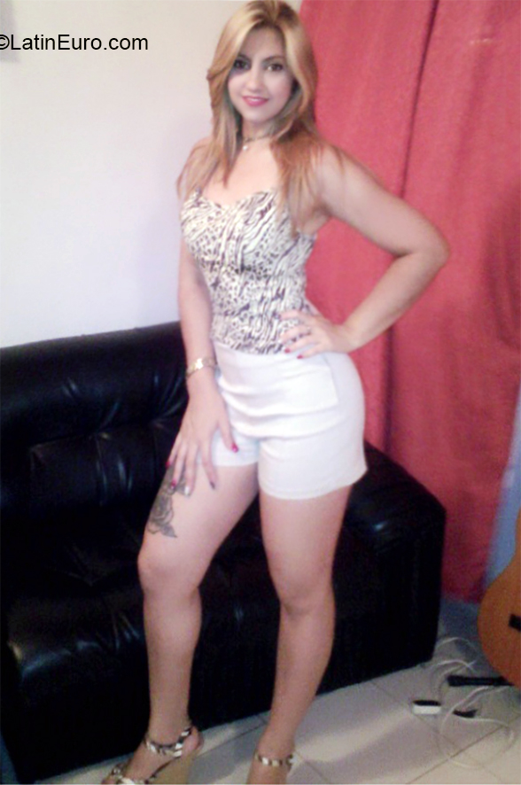 Date this lovely Venezuela girl Veronica from Trujillo VE3274