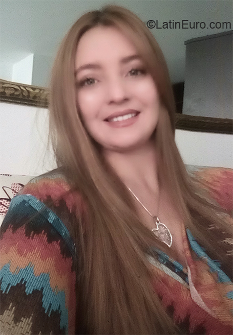 Date this fun Colombia girl Alejandra from Medellin CO27674