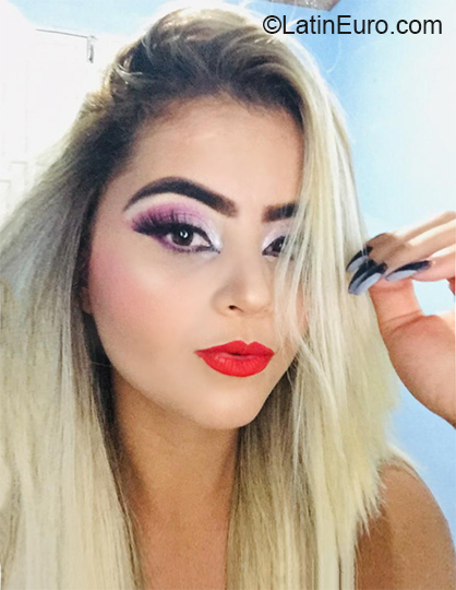 Date this beautiful Brazil girl Taina from Porto Seg uro BR11183