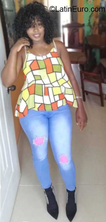 Date this attractive Dominican Republic girl Yuleisy from San Pedro De Macoris DO38371