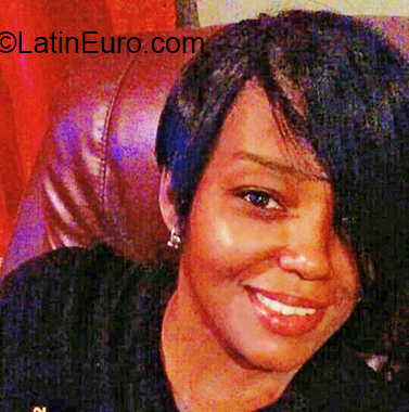 Date this charming Dominican Republic girl Alexandra from Distrito Nacional DO38436