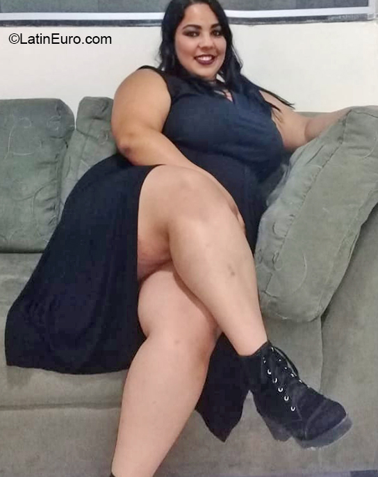 Date this stunning Brazil girl Fernanda from Pocos de Caldas BR11197