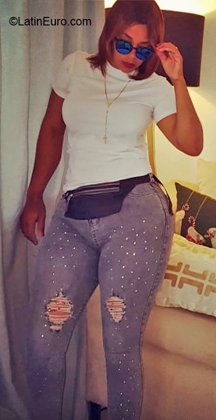 Date this pretty Dominican Republic girl Marlen from La Romana DO38462