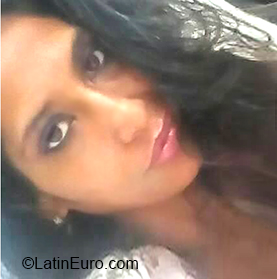 Date this gorgeous Venezuela girl Jenni from Valencia VE3353