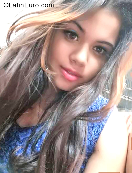 Date this delightful Colombia girl Eliana from Medellin CO28257