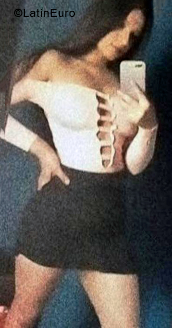 Date this foxy Colombia girl Vanessa from Bogota CO28271