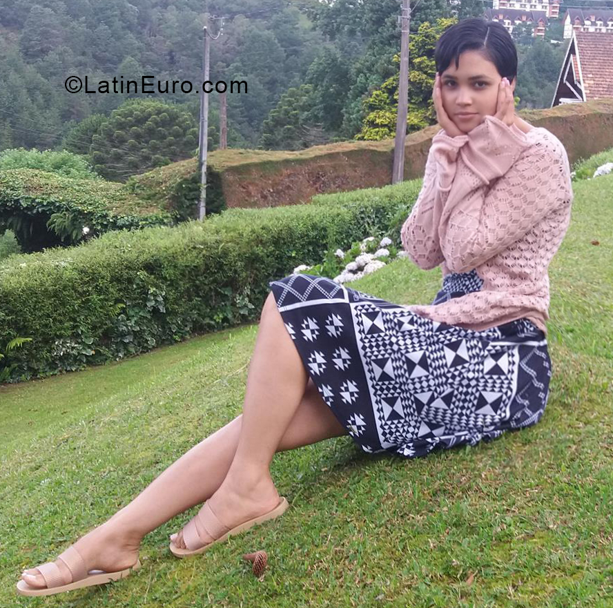 Date this beautiful Brazil girl Aurora from Sao Paulo BR11215