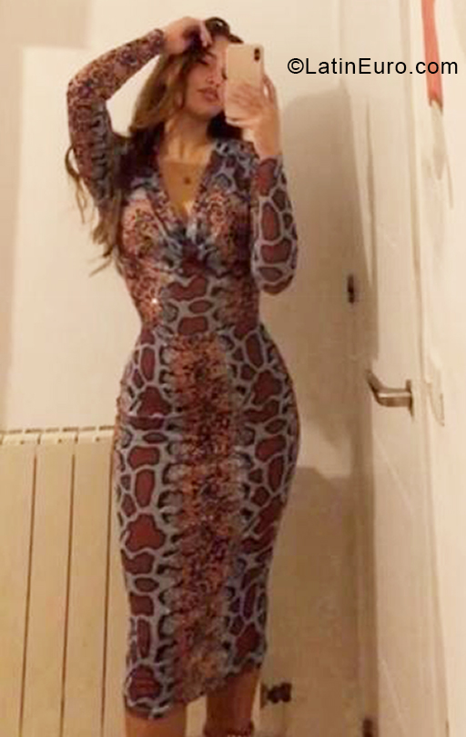 Date this passionate Spain girl Nora from Madrid ES534