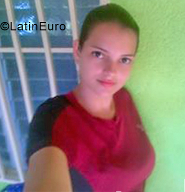 Date this funny Venezuela girl Yoserlin piang from Pampatar VE3457