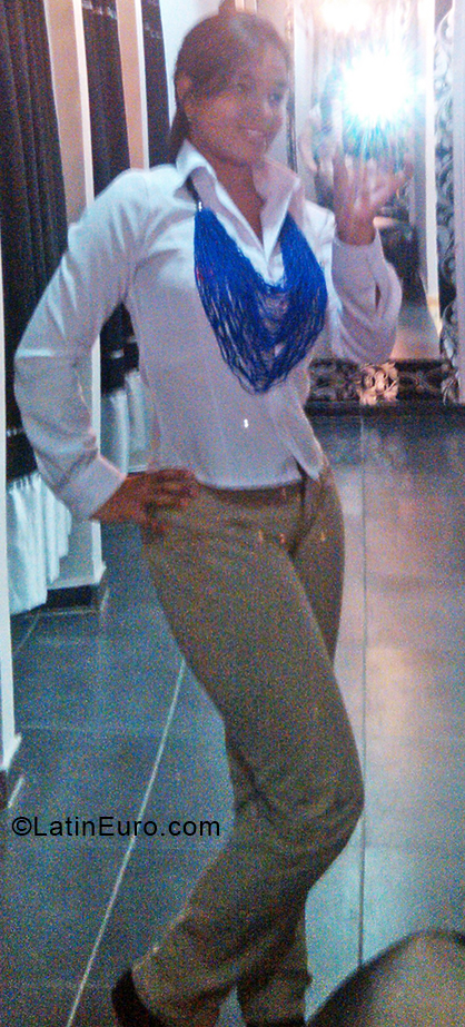 Date this sensual Colombia girl Tali from Santa Marta CO28452