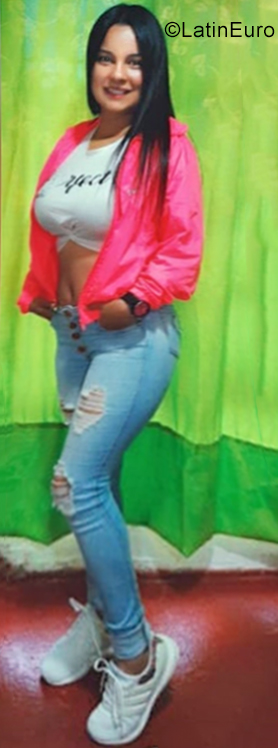 Date this stunning Colombia girl Stefania from Manizales CO28663