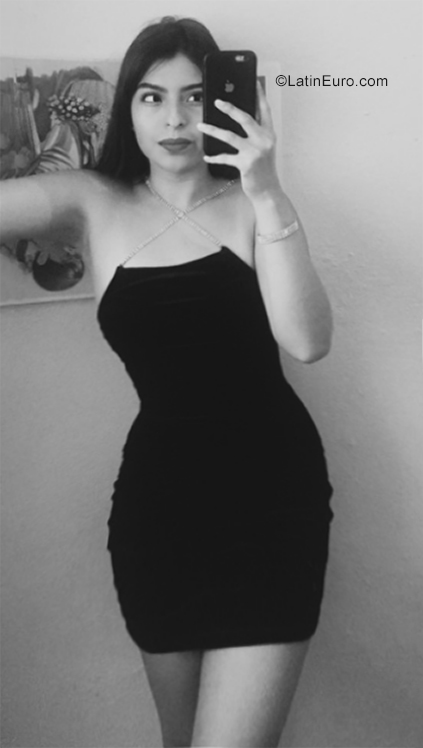 Date this athletic Mexico girl Kristel from Polanco MX2113
