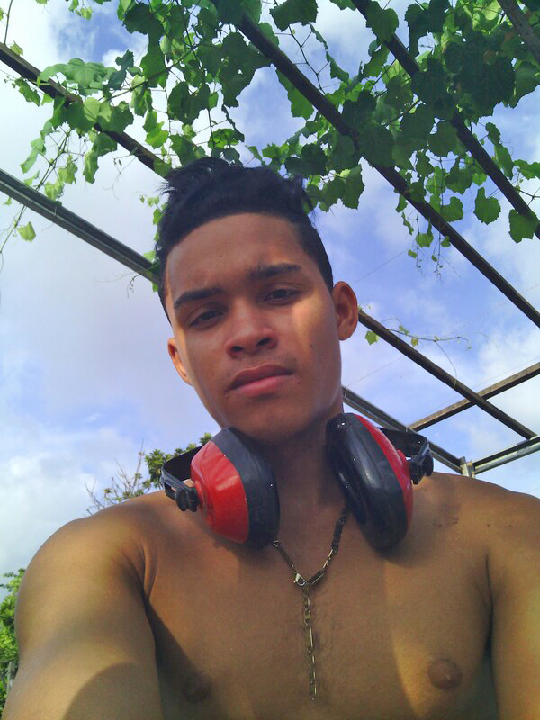 Date this pretty Cuba man Cristhian orlan from Santiago De Cuba CU741