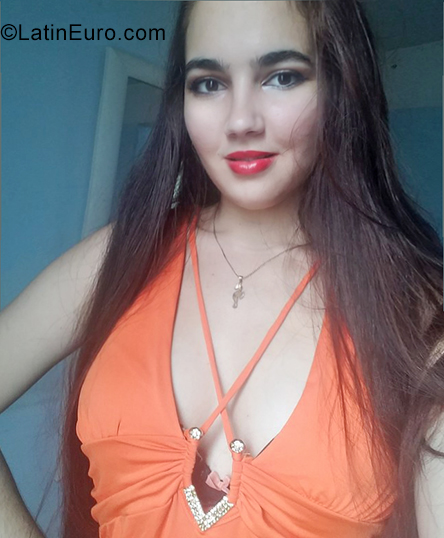 Date this charming Cuba girl Lady Pinar from Pinar Del Rio CU750