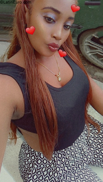 Date this exotic Dominican Republic girl Evelin from Santo Domingo DO39240