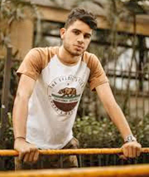 Date this good-looking United States man Carlos from Miami US21121