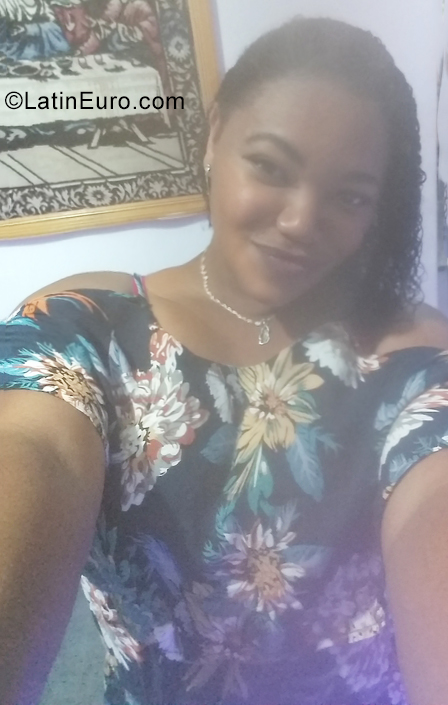 Date this exotic Brazil girl CRISTIANE from Rio de Janeiro - Macae BR11315