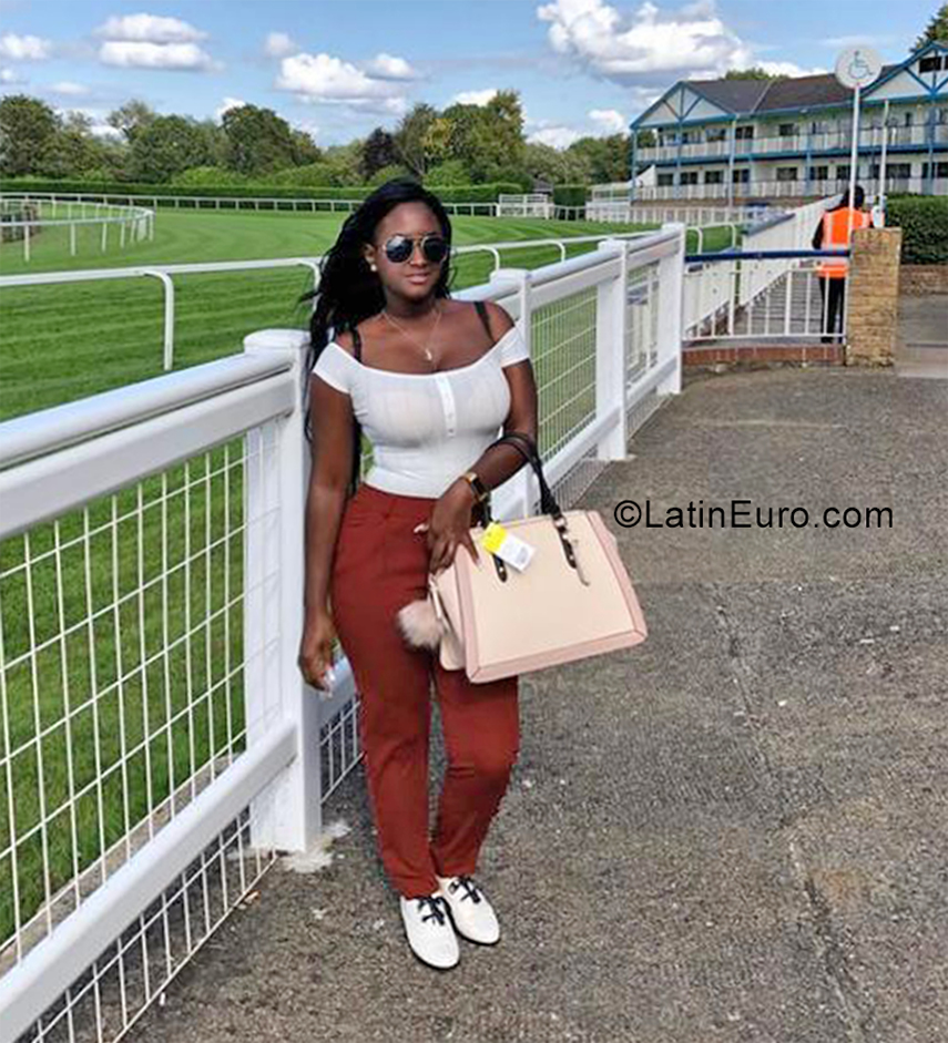 Date this exotic Colombia girl Sandra from Caucasia CO29485