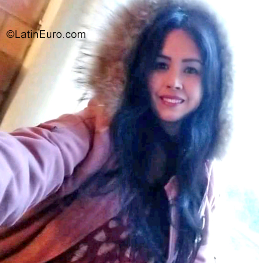 Date this athletic Colombia girl Isa Maria from Bogota CO29524