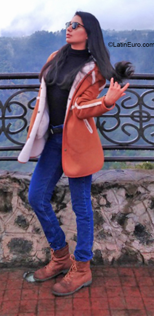Date this good-looking Mexico girl Erendira from Puebla MX2313