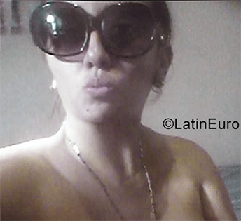 Date this charming Venezuela girl Carol from Maracaibo VE3871