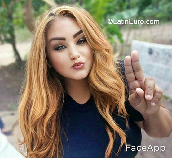 Date this funny Dominican Republic girl Rosannatavares from Santiago DO39671