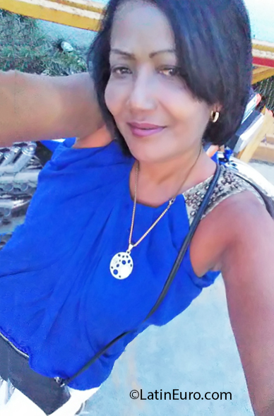 Date this georgeous Dominican Republic girl Sarah from Puerto Plata DO39753